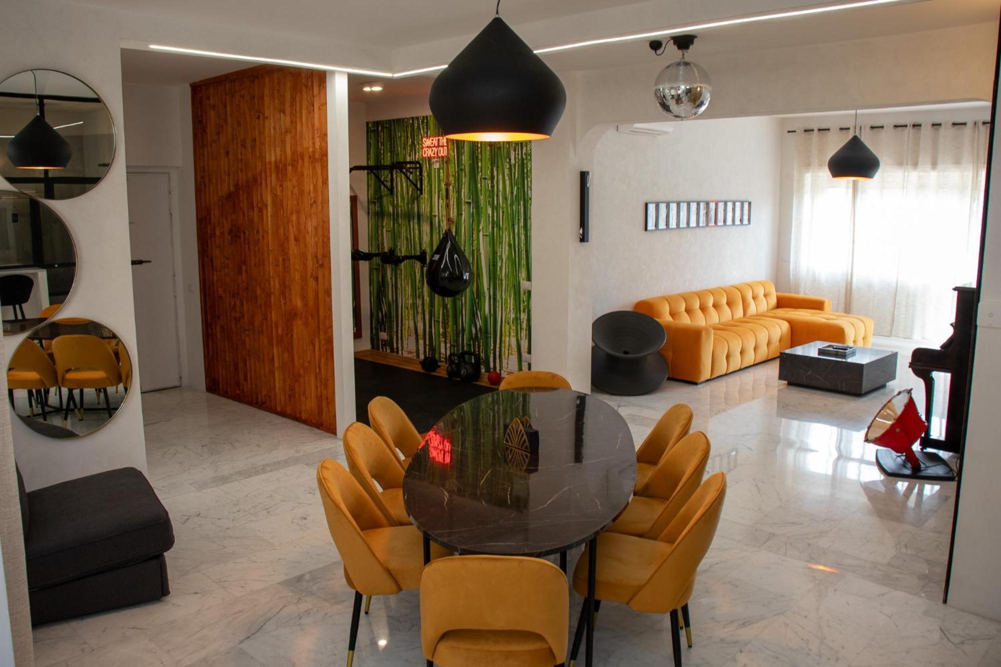 Apartment Funny House By M *