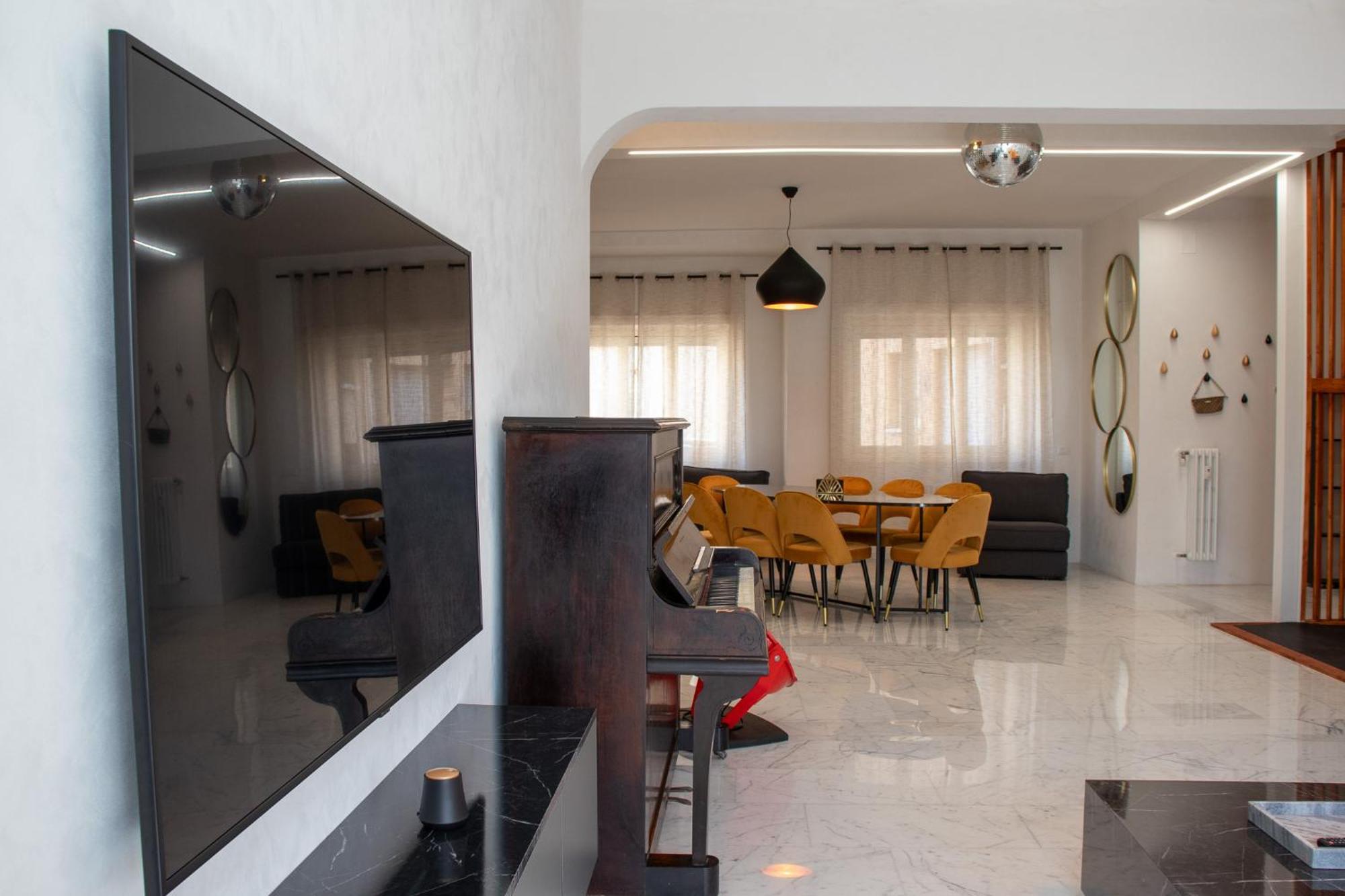 Apartment Funny House By M Rome